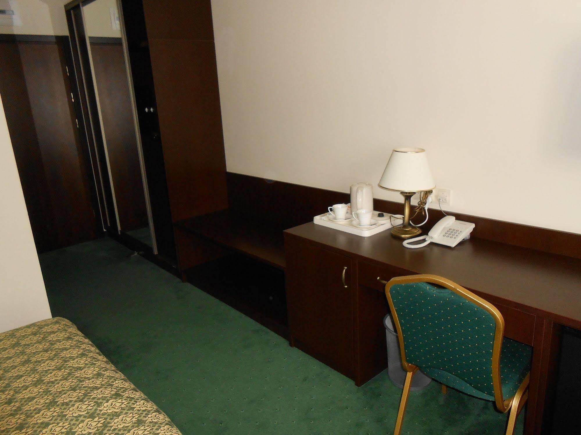 Hotel Koch Ketrzyn Ngoại thất bức ảnh