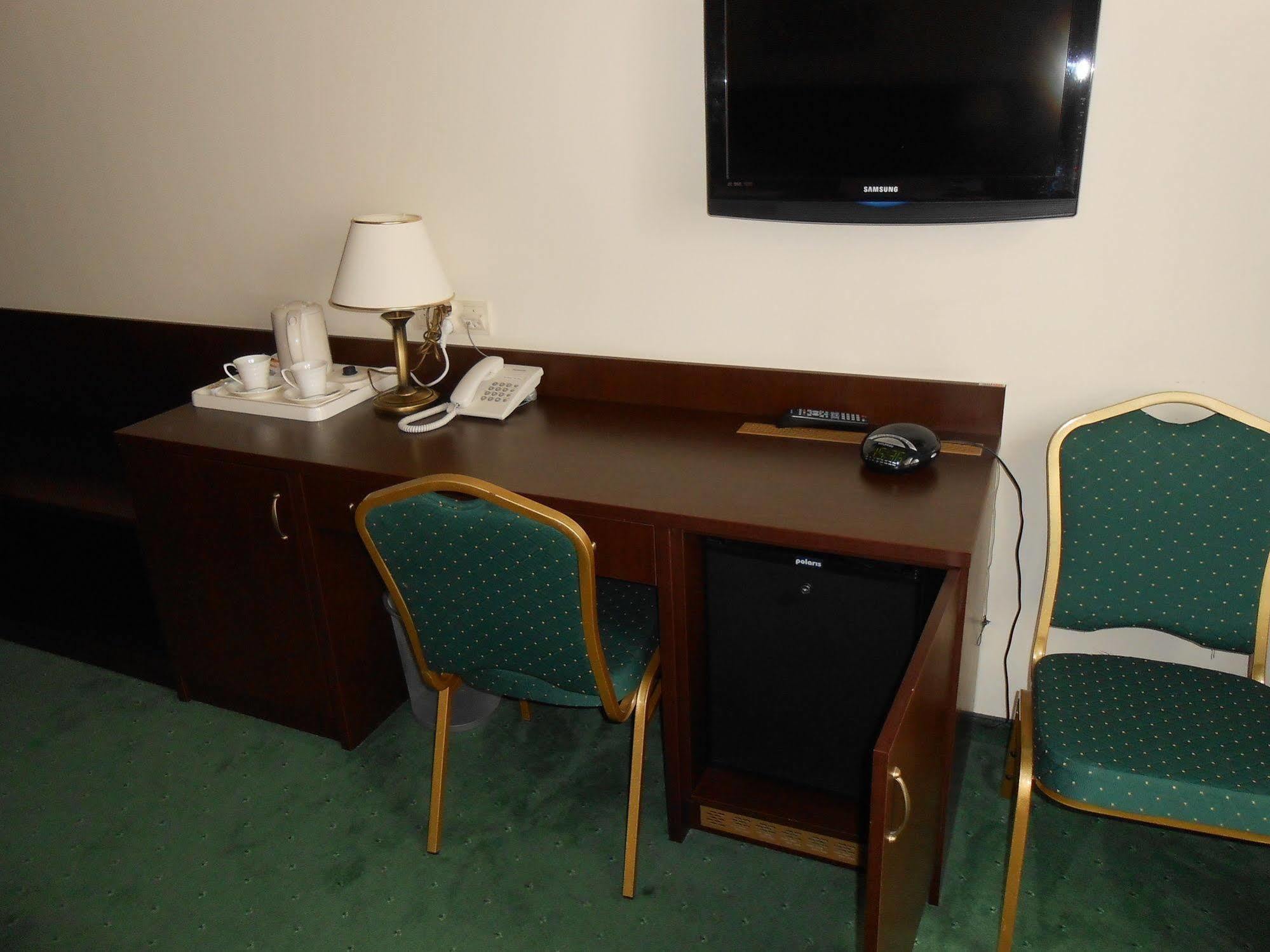 Hotel Koch Ketrzyn Ngoại thất bức ảnh